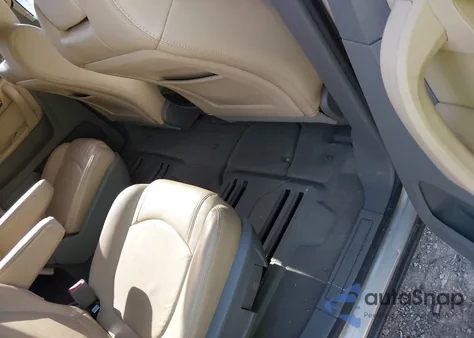 2010 Chevrolet Traverse Lt z USA, uszkodzony, nr VIN 1GNLRGED7AS149171